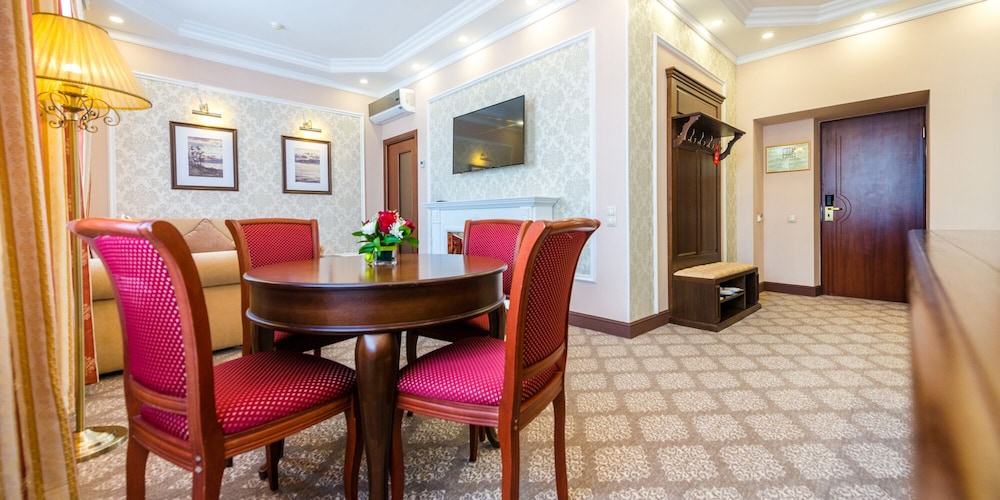 Presidential Room photo 3