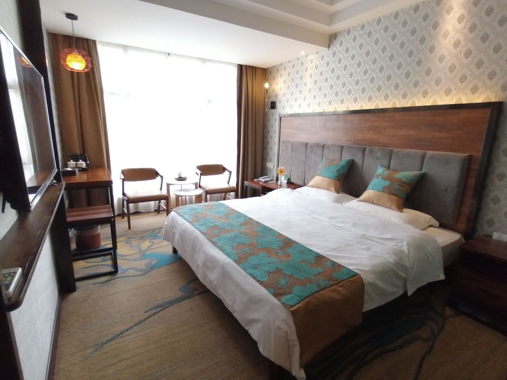 Deluxe Double Room photo 2
