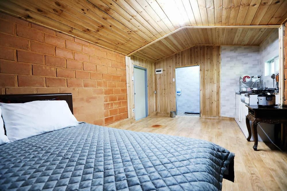 Basic Room, 1 Bedroom (Coco(Withpet)) photo 2