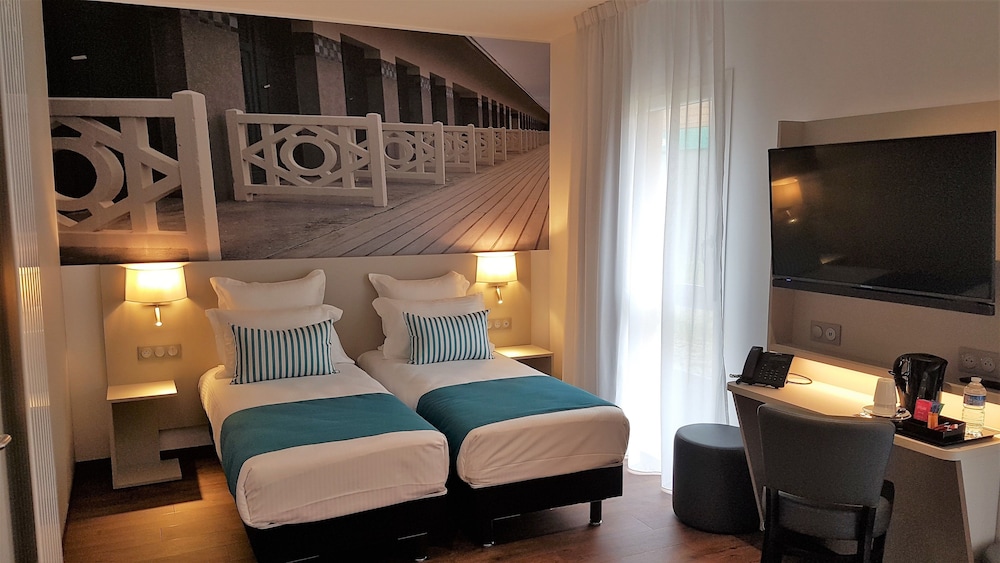 Family Room, Multiple Beds, Non Smoking photo 3