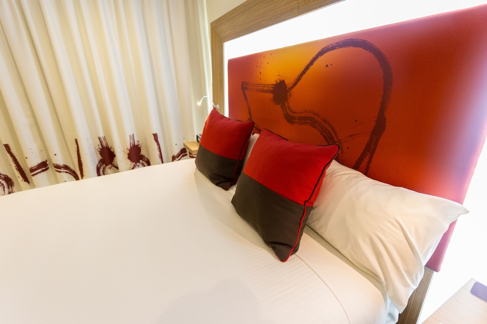 Superior Room, 1 King Bed - Photo 6