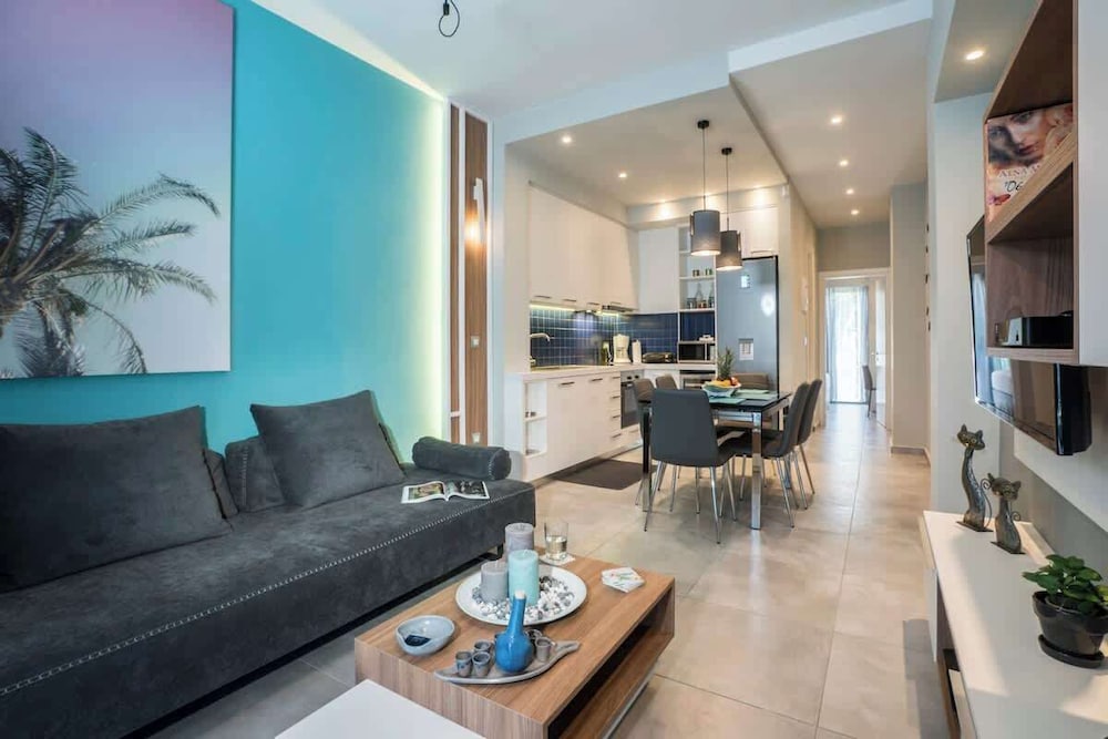 Luxury Apartment, City View