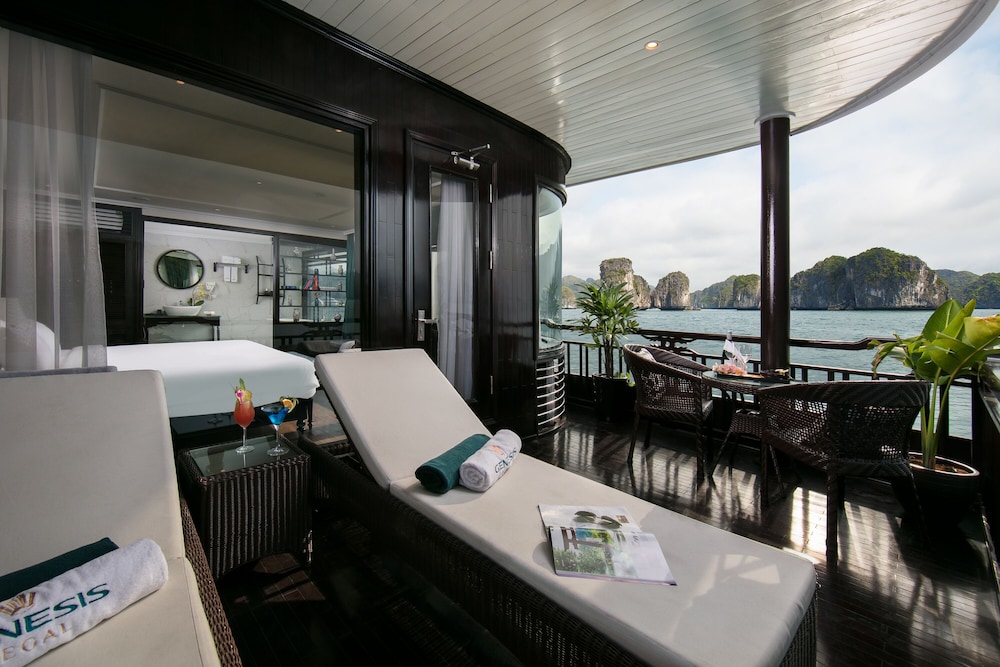 Regal Panorama Suite With Private Terrace, Upper Floor photo 2