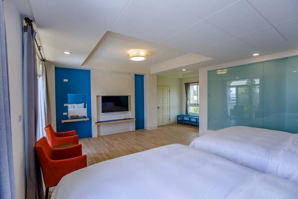 Economy Quadruple Room photo 2