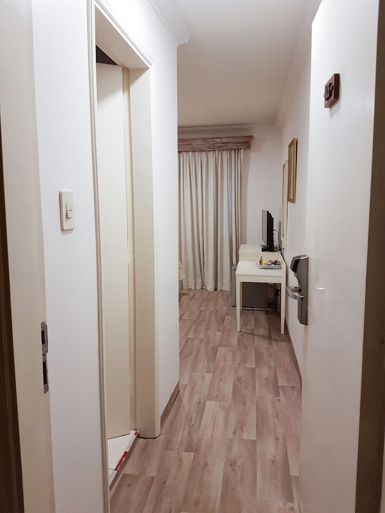 Double Room - Photo 3