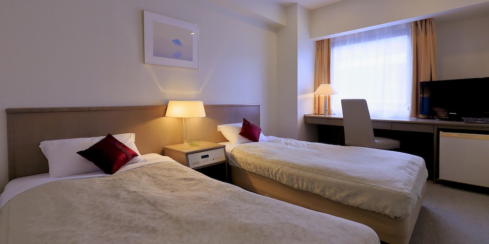Economy Twin Room, 2 Twin Beds, Smoking photo 1