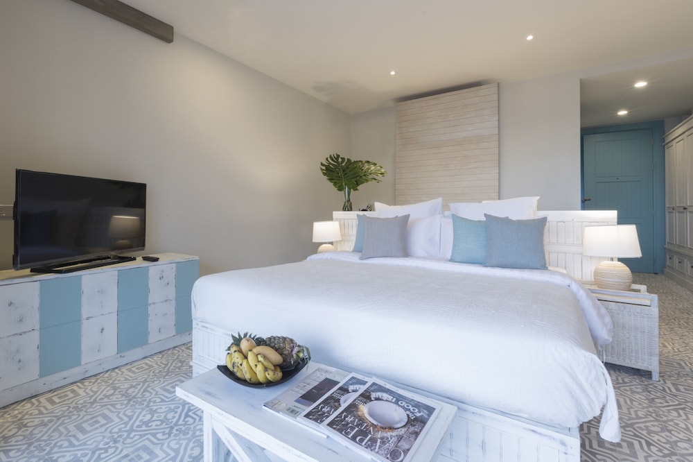Deluxe Double or Twin Room, Balcony photo 2