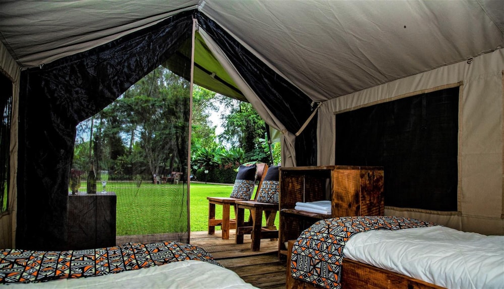 Basic Tent, 2 Twin Beds, Garden View (Bell Budget) photo 2
