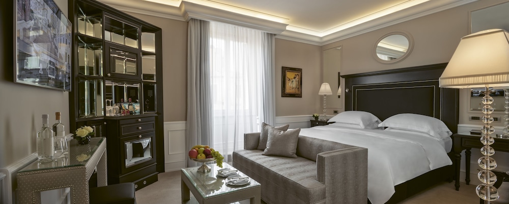 Deluxe Double Room (Grand)