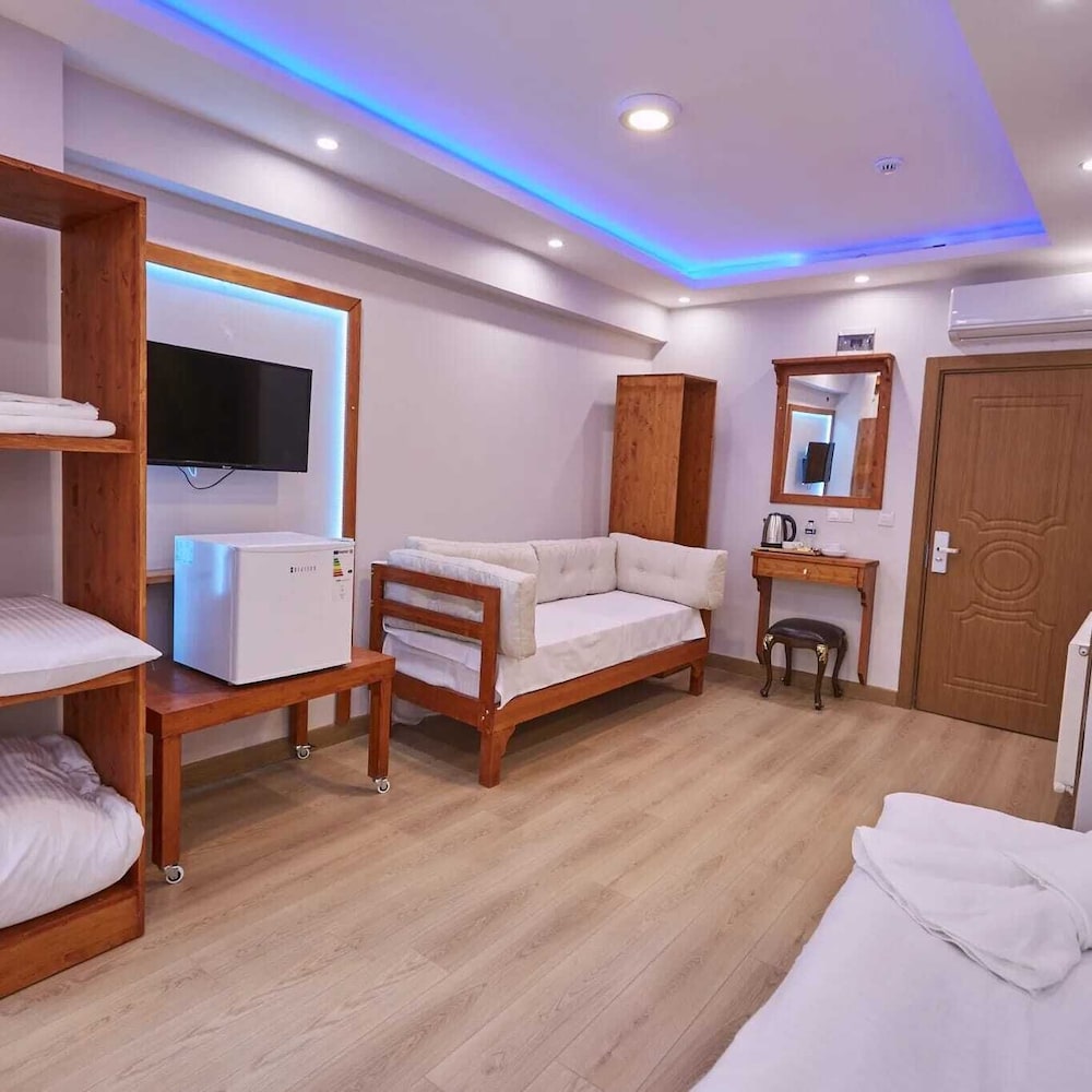 Deluxe Double Room, City View photo 1