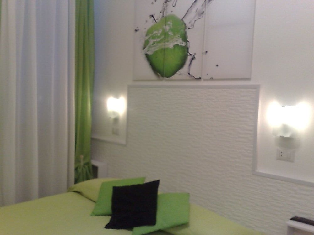 Economy Double Room - Photo 4