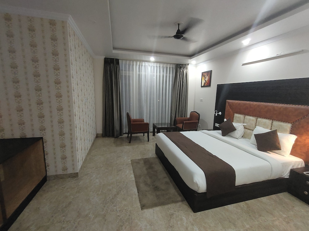 Economy Room - Photo 2