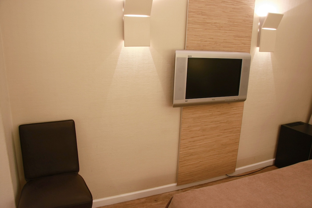 Standard Double Room photo 2