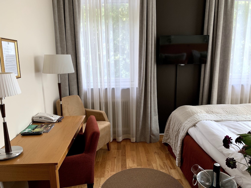 Economy Single Room, 1 Twin Bed photo 3