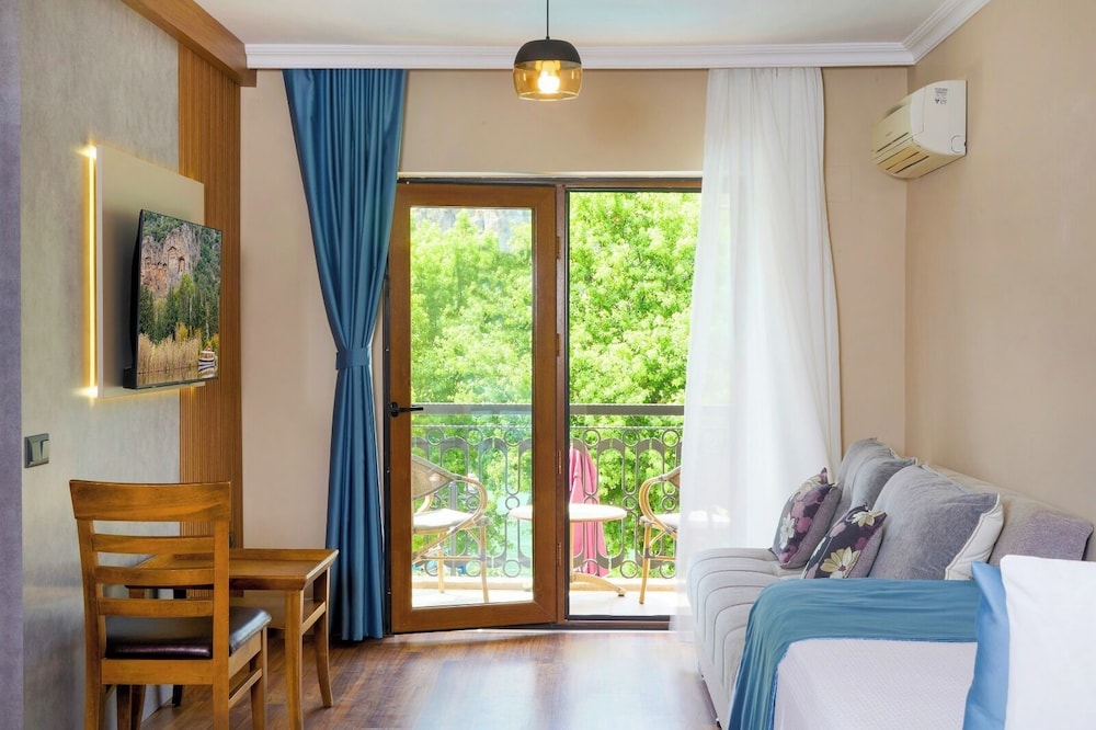 Standard Single Room, City View