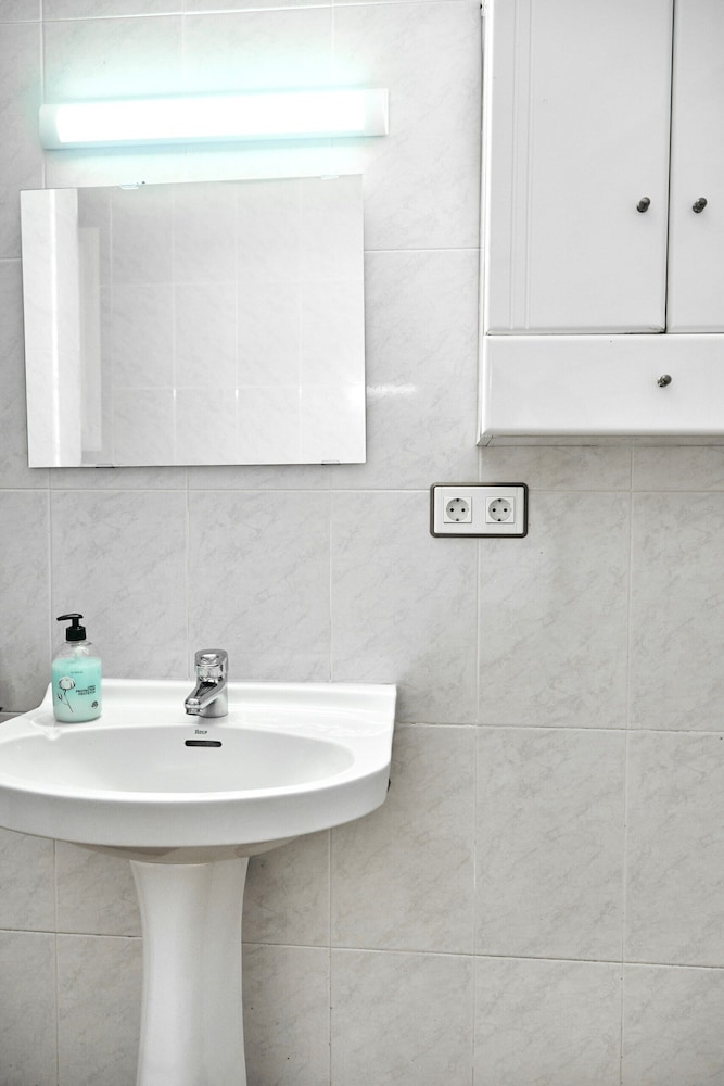 Family Quadruple Room, Shared Bathroom