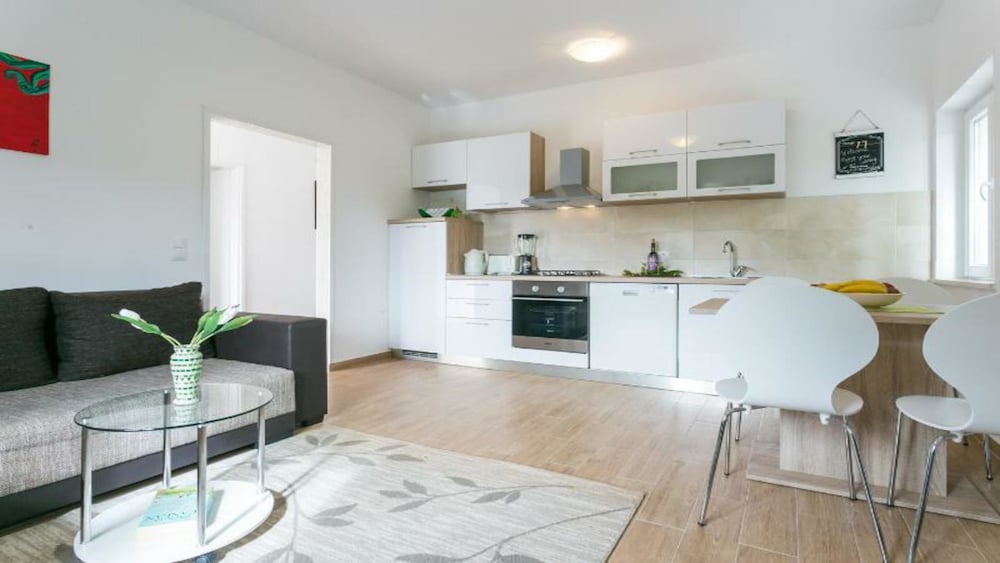 Apartment, Mountain View