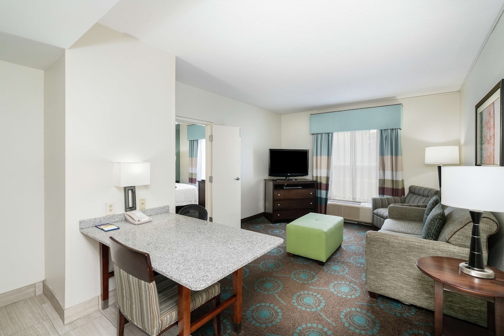 King, Suite - Photo 2