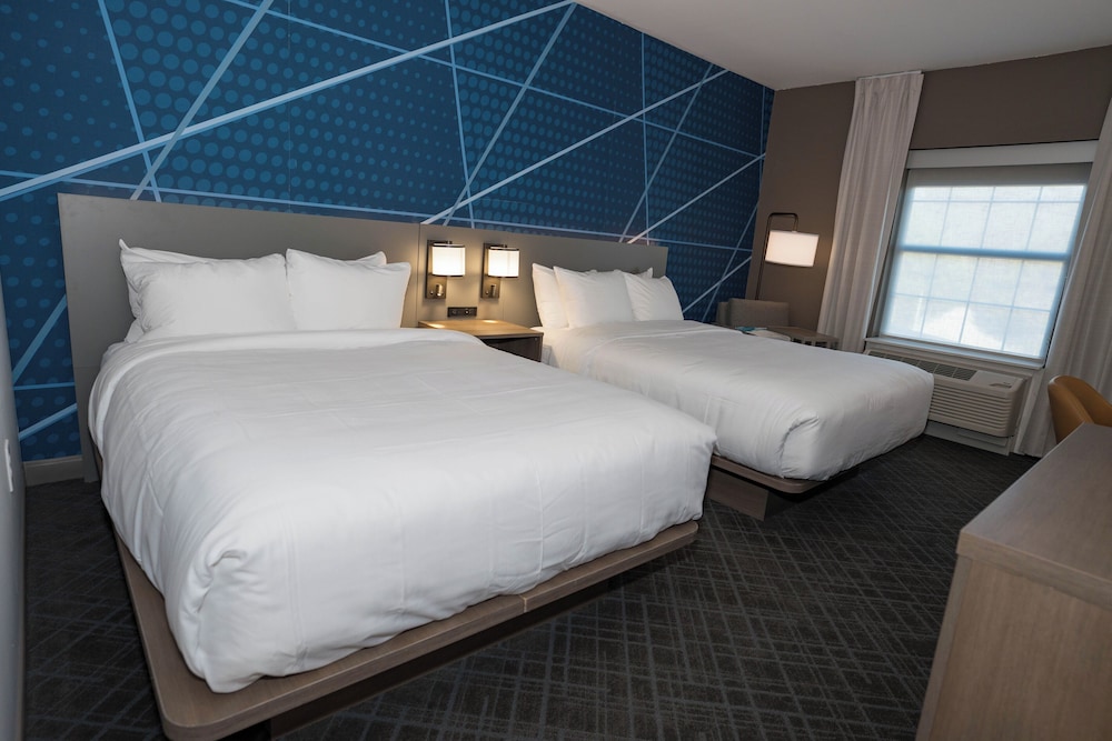 Room, 2 Queen Beds, Non Smoking - Photo 4