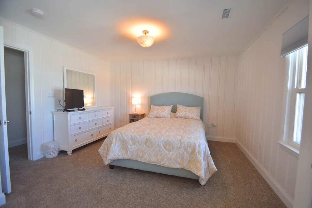 Condo, 1 Bedroom