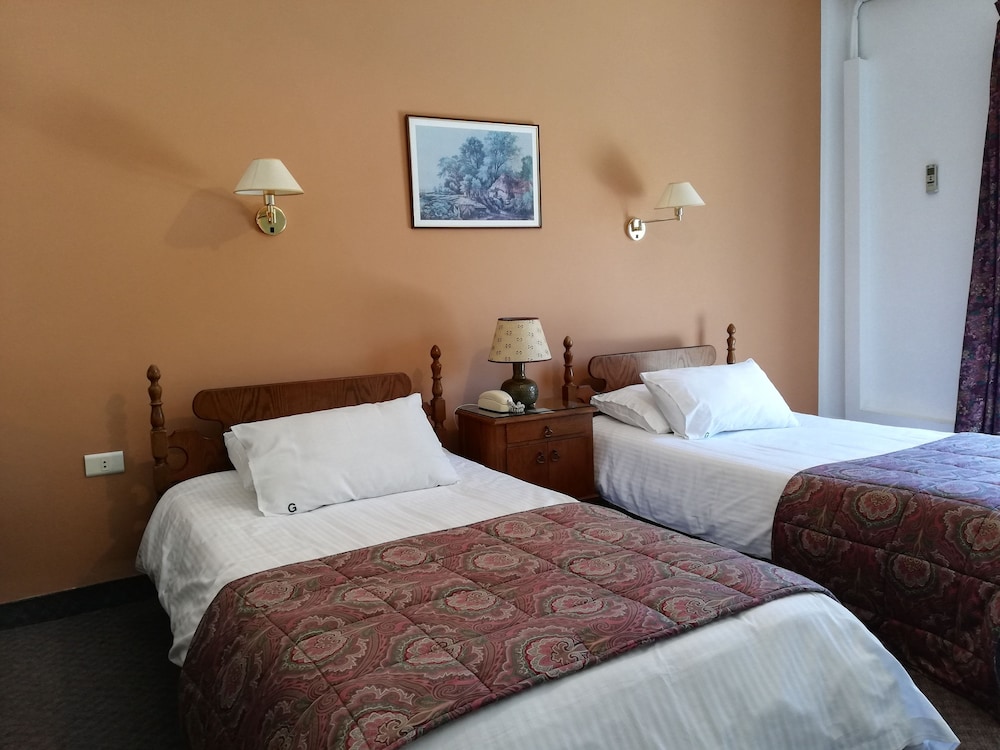 Standard Double Room photo 2
