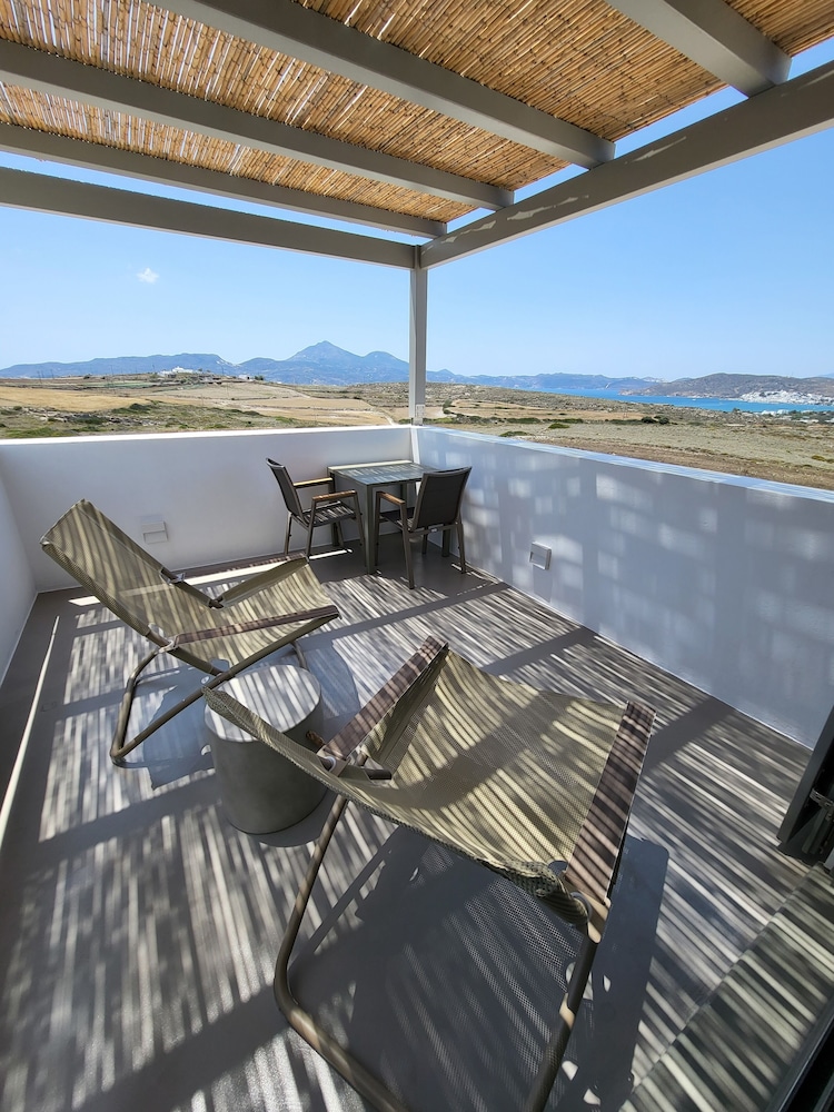 Deluxe Suite, Sea View photo 2