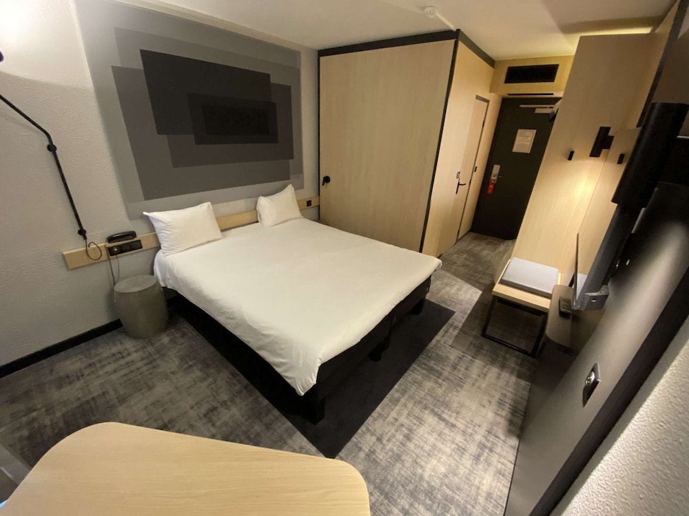 Standard Room, 1 Double Bed - Photo 6