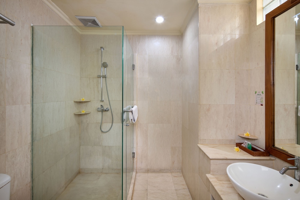 Superior Triple Room photo 2