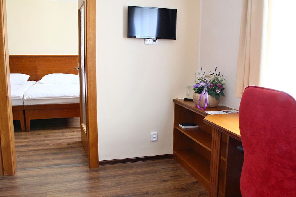 Apartment photo 1
