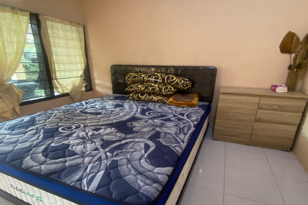 Economy Double Room photo 1