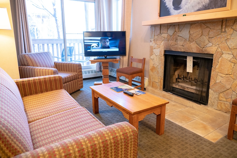 Condo, 2 Bedrooms (with Kitchen) - Photo 6