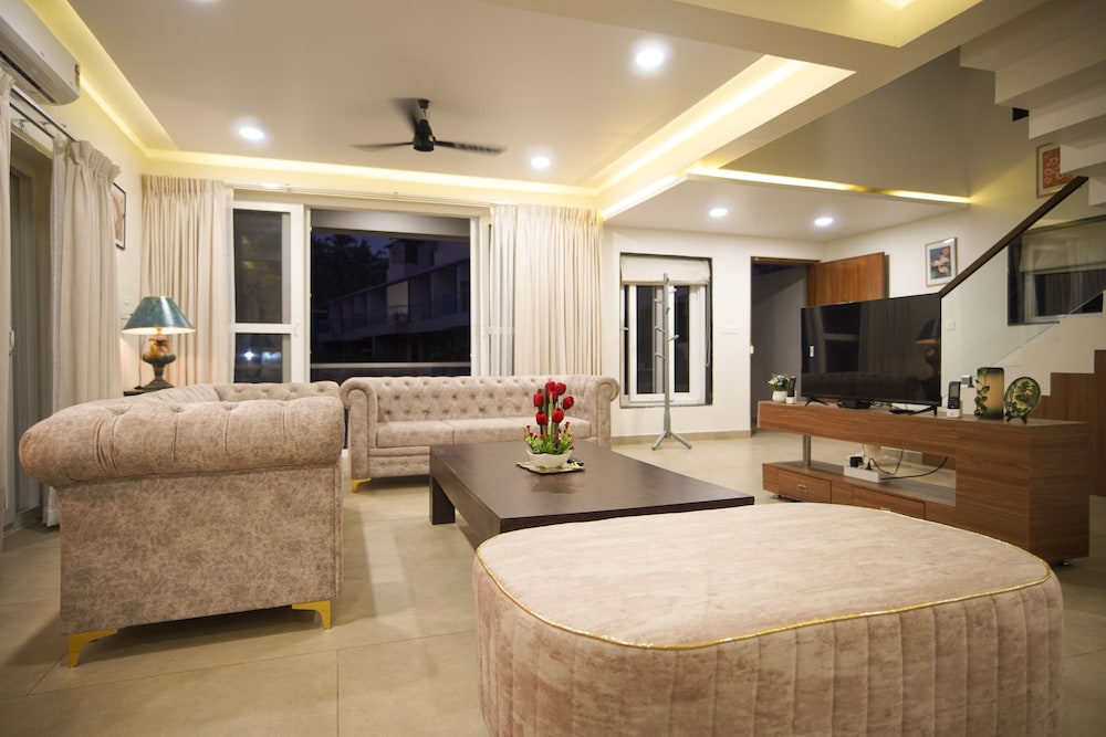 Executive Villa photo 3