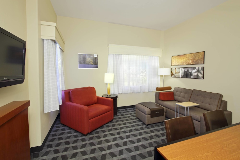 Suite, 2 Bedrooms photo 2