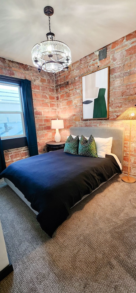 Comfort Single Room, 1 Queen Bed photo 1