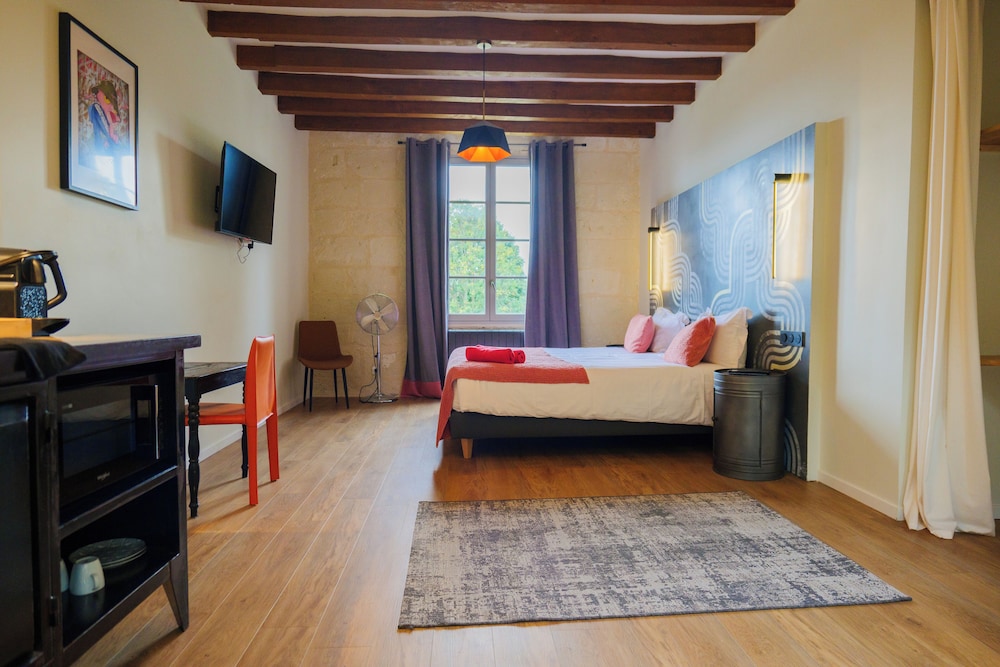 Superior Double or Twin Room photo 3