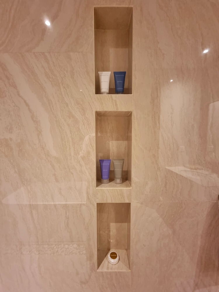 Deluxe Twin Room - Photo 4