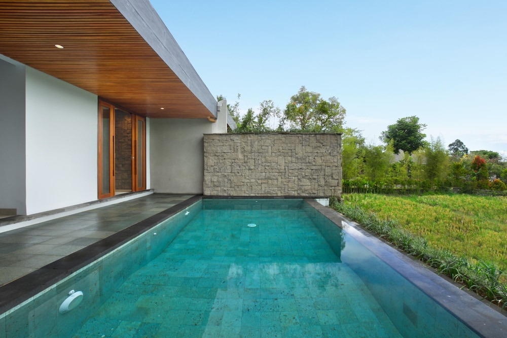 Grand 2 Bedroom Private Pool Villa with Ricefield View - Photo 27