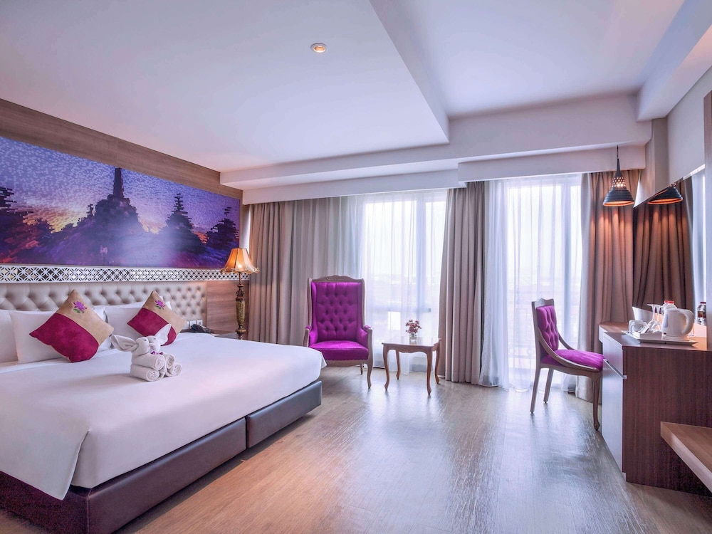 Deluxe Room, 1 King Bed