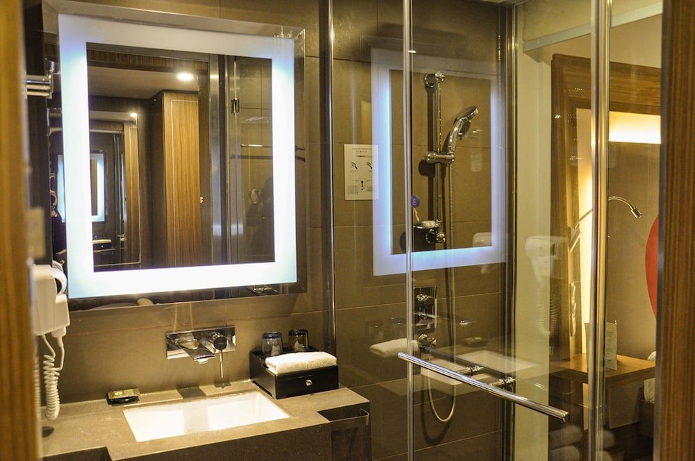 Superior Room - Twin - Photo 6