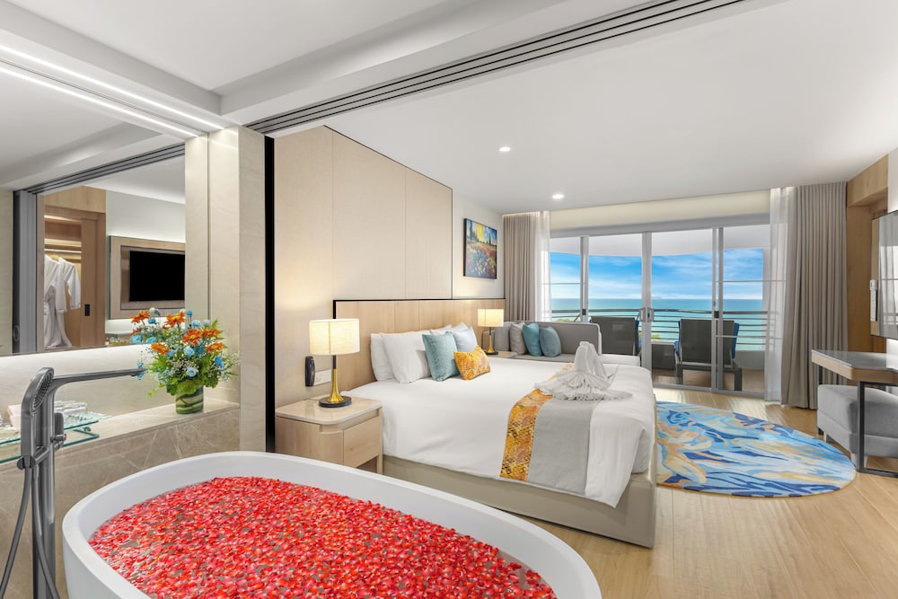 One Bedroom Junior Suite
