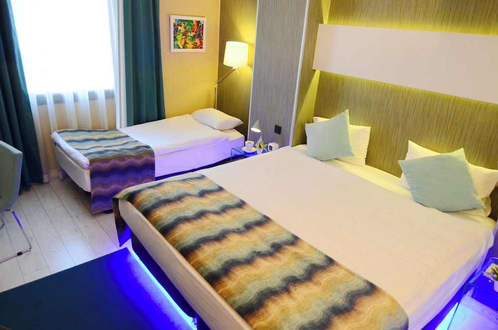 Standard Double Room with Extra Bed photo 1