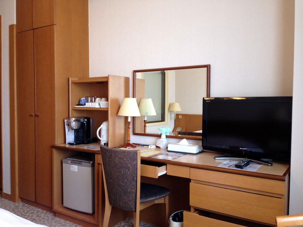 Standard Twin Room, Non Smoking (Eco Plan -No Cleaning Service) - Photo 2