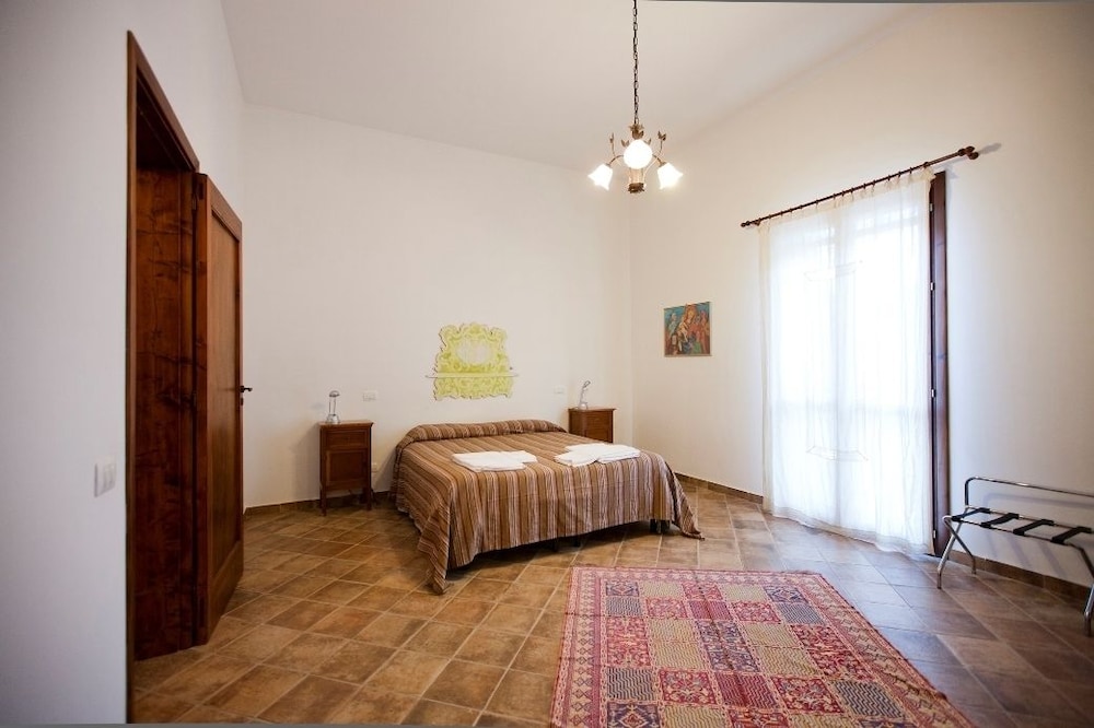 Apartment, 3 Bedrooms (For 5 People)