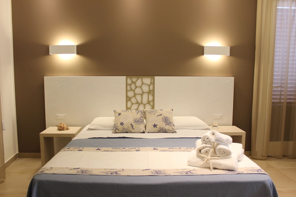 Comfort Room, Terrace, Garden View