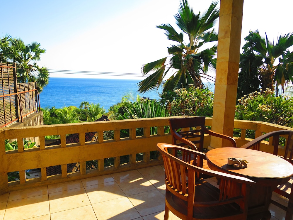 Classic Triple Room, Sea View - Photo 1