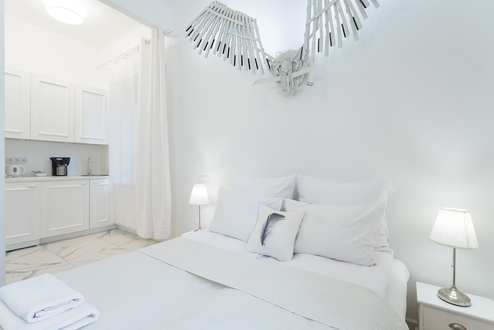 Design Apartment, 1 Bedroom, Kitchen, Courtyard View (Rynek Starego Miasta 26) photo 3