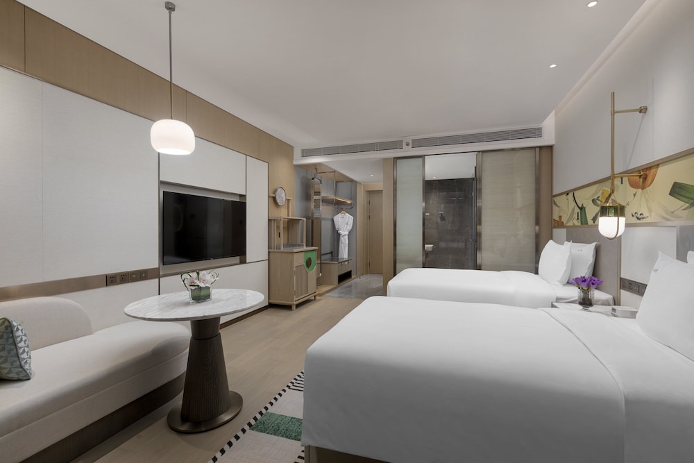 Standard Room, 2 Twin Beds, View (Canal View)