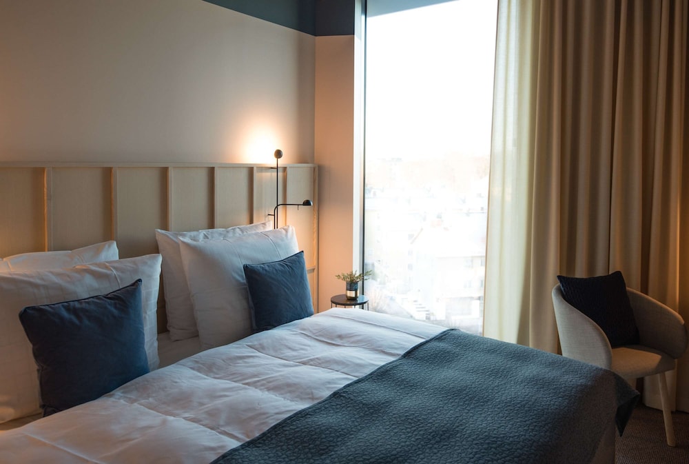 Superior Room, 1 King Bed, Non Smoking
