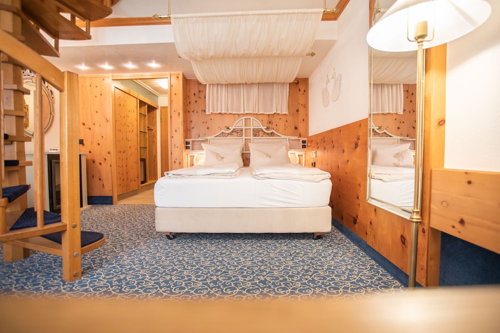 Gallery Suite, Tower photo 2