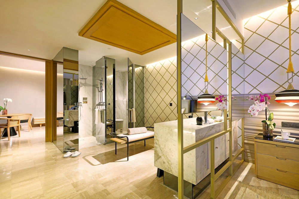 Suite Poolside